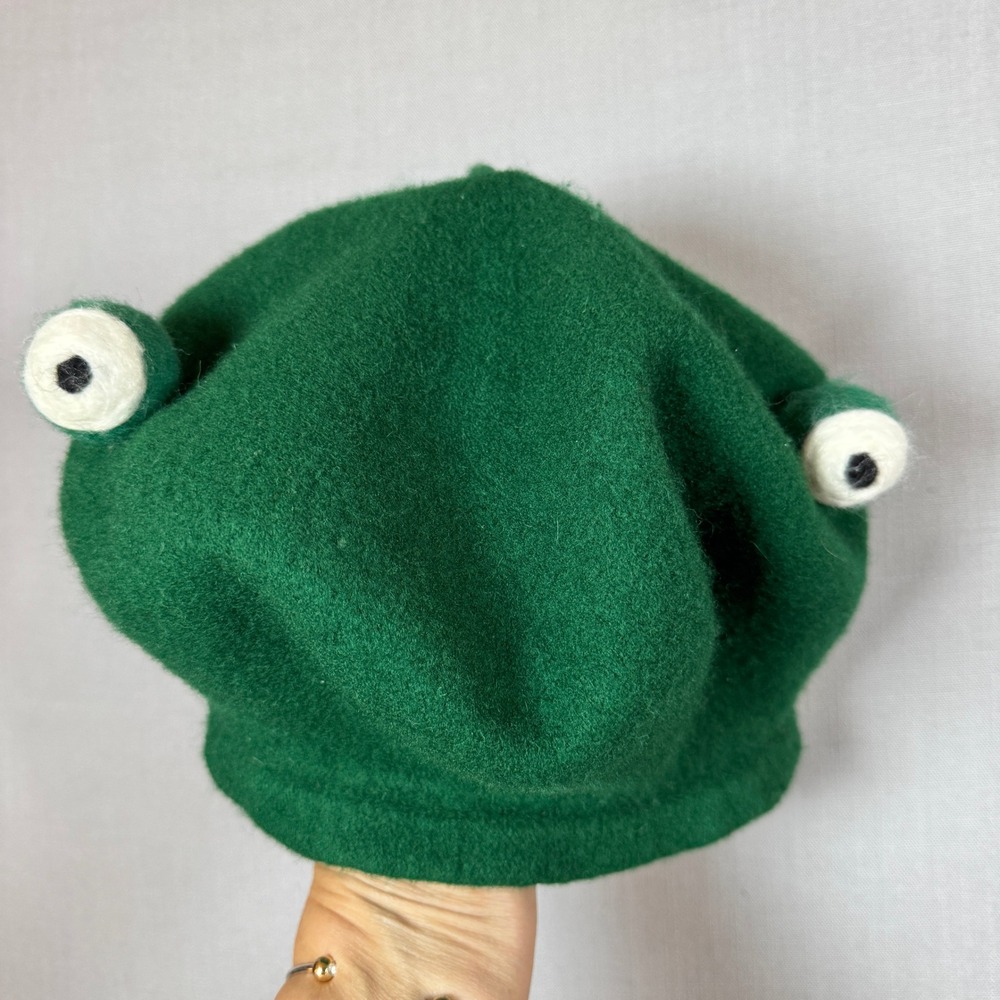 Frog Beret Women OS Green Wool Novelty Animal Eye Detail Whimsy Costume Festival